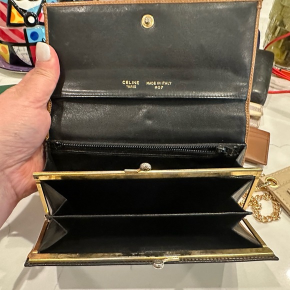 LOW START Celine Kisslock Wallet Authentic GUC - Picture 9 of 11